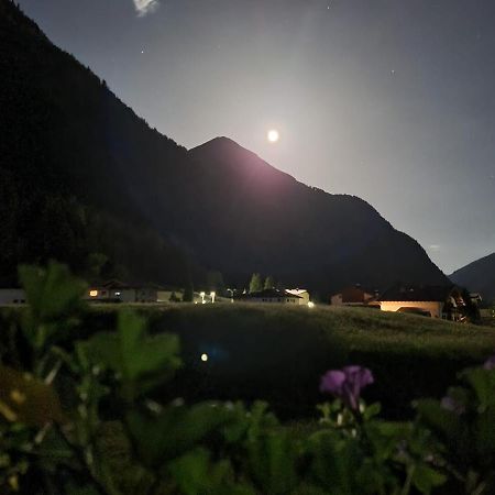 Mooshof Appartement Kaunertal Buitenkant foto