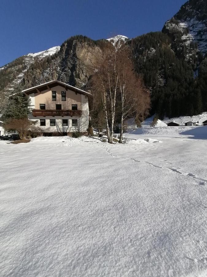 Mooshof Appartement Kaunertal Buitenkant foto
