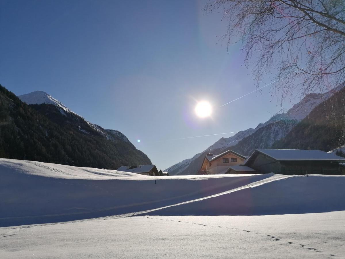 Mooshof Appartement Kaunertal Buitenkant foto